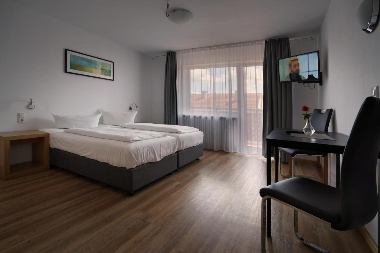Hotel Gasthof Metzgerei Lamm - Benedikt Rueckel Geiselwind Zewnętrze zdjęcie