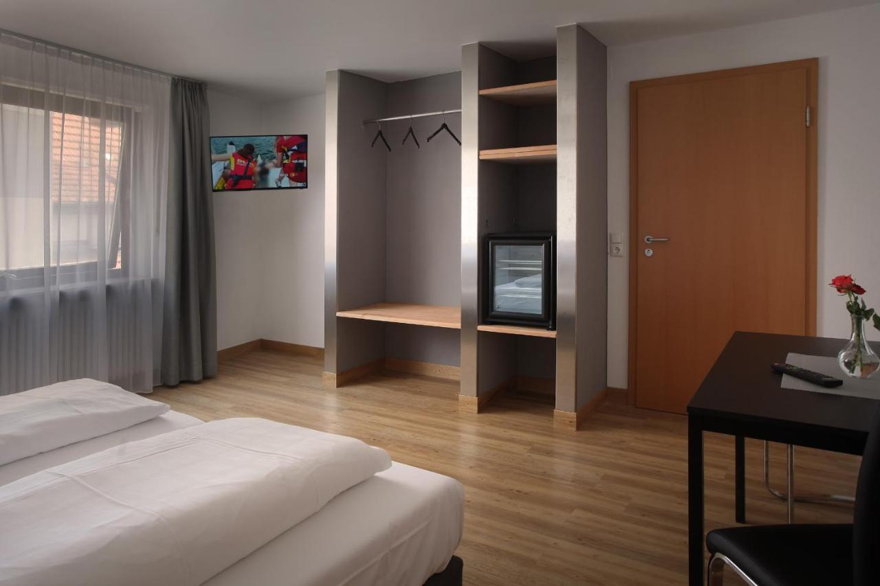 Hotel Gasthof Metzgerei Lamm - Benedikt Rueckel Geiselwind Zewnętrze zdjęcie