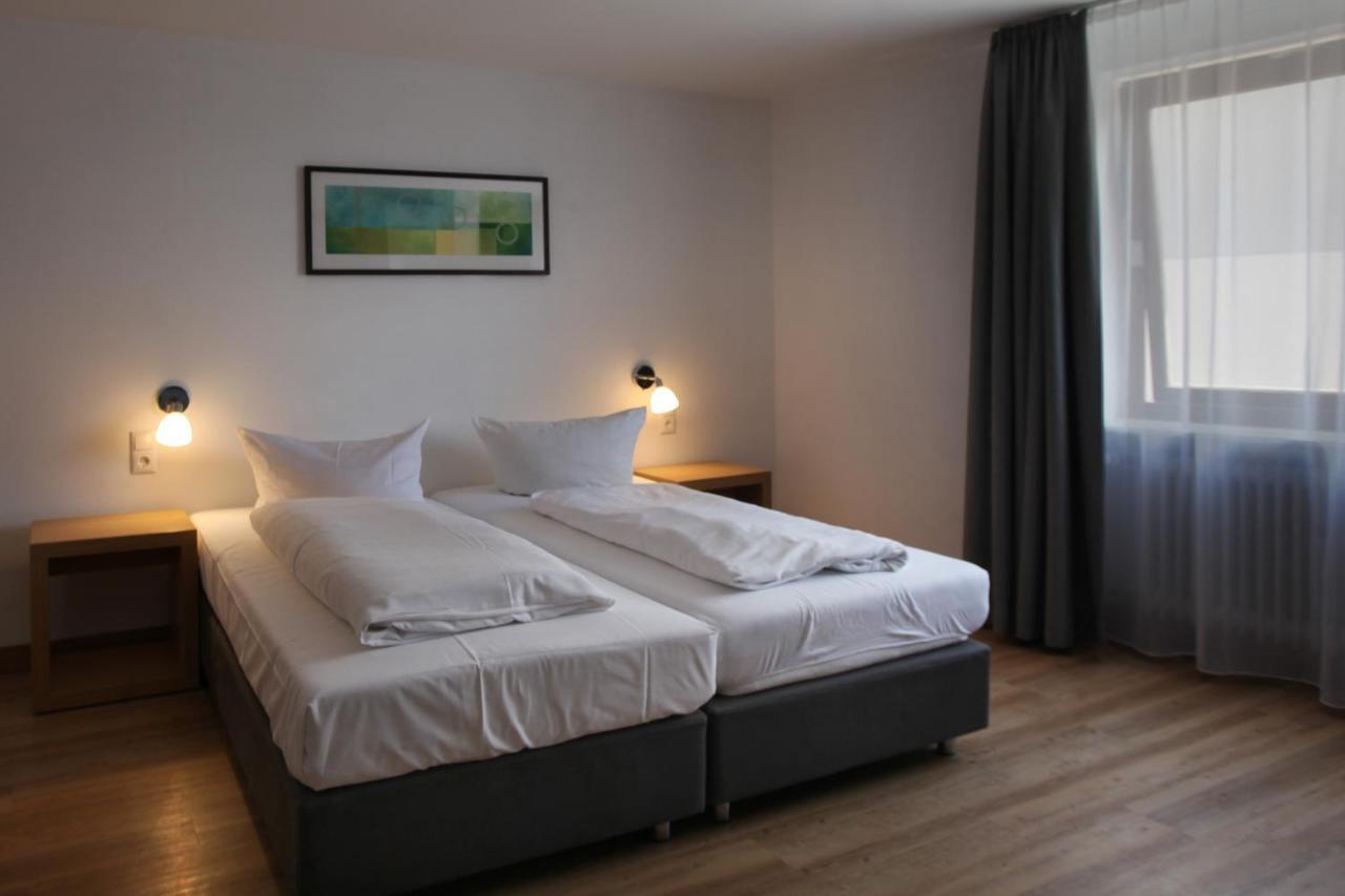 Hotel Gasthof Metzgerei Lamm - Benedikt Rueckel Geiselwind Zewnętrze zdjęcie