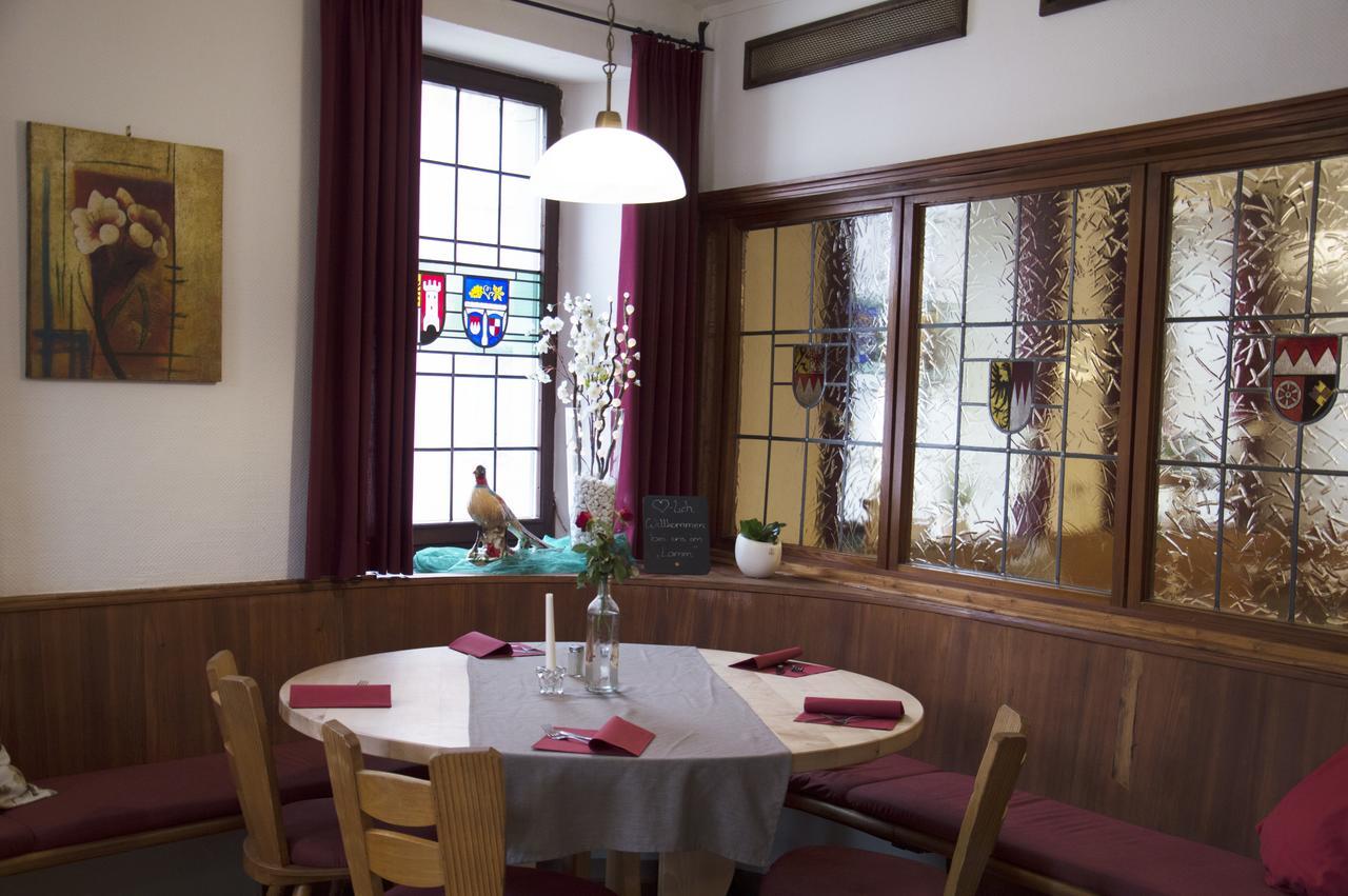 Hotel Gasthof Metzgerei Lamm - Benedikt Rueckel Geiselwind Zewnętrze zdjęcie